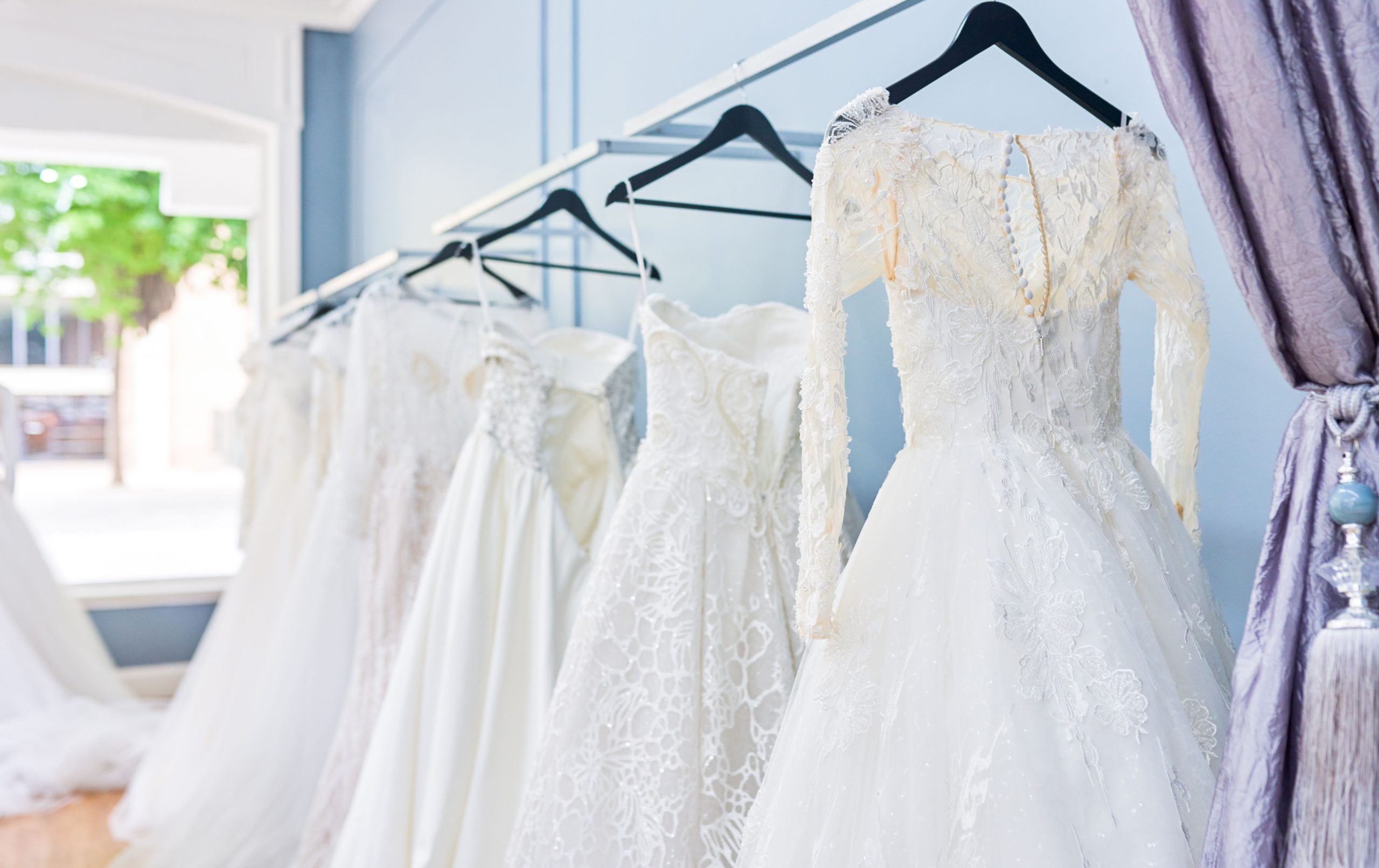 Wedding_gown_banner_image_1656366731-scaled